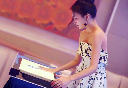 經(jīng)典活動(dòng)創(chuàng)意表演節(jié)目之沙畫(huà)表演